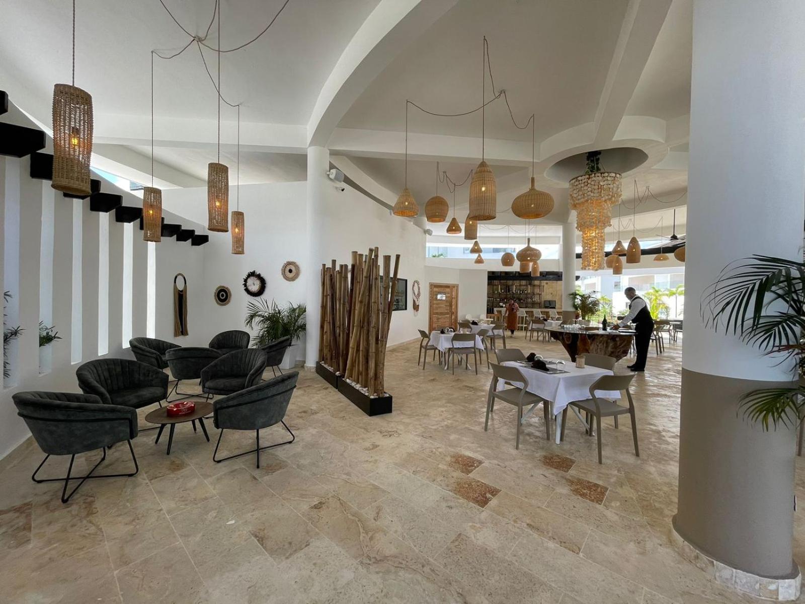 Amar'E Apartahotel Las Terrenas Ngoại thất bức ảnh